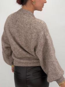 Stickad Omlottkofta, Taupe Sol - Gemini     BERÄKNAD LEV: JAN/FEB