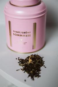 Sommarte Passionsfrukt och Mango, Svart / Grönt - Konfektyrfabriken