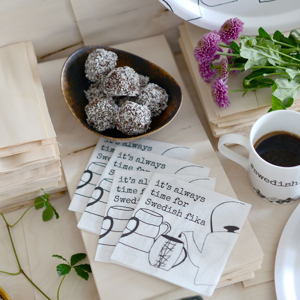 Kaffeservett, SWEDISH FIKA - Erika Tubbin