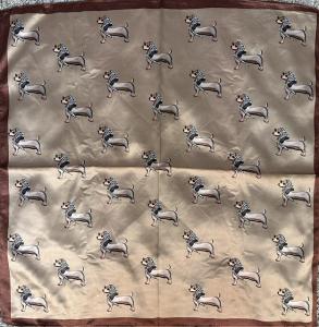 Scarf Tax, Taupe - Mix by Heart