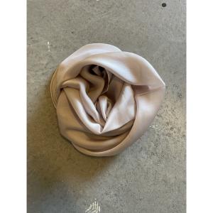 Scarves Sand, Enfärgad (70x70 cm) - Three M