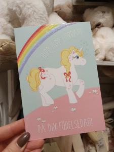 Hipp, hipp, Hurra på din födelsedag! Kort med enhörning och regnbåge, Pictura