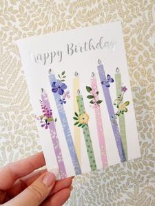 Happy Birthday - dubbelt kort med blomklädda ljus, Pictura