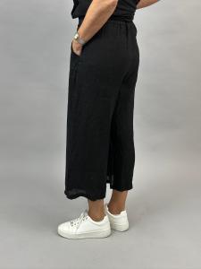 Linnebyxa Culotte Svart, Vivi - Mix by Heart     BERÄKNAD LEV: APRIL