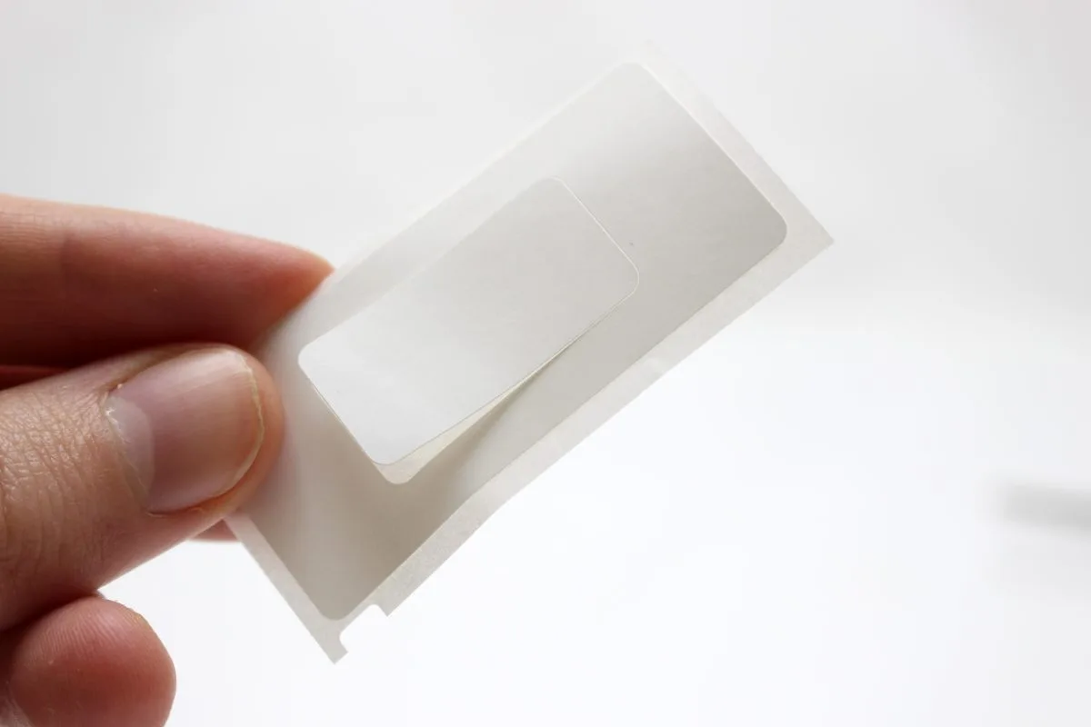 Etiketter, Rulle, DT, Avdragbart lim, 30x15Ø12,7/25,4 mm, 1000 st/rulle