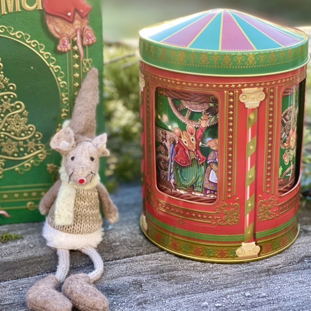 Speldosa/ Plåtburk/ Julmöss