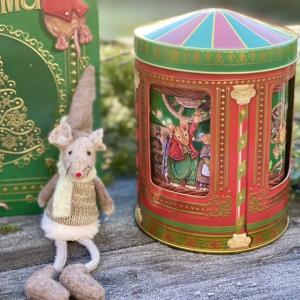 Speldosa/ Plåtburk/ Julmöss