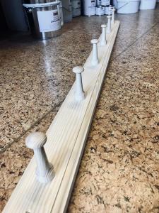 Knoppbräda/ Klädhängare