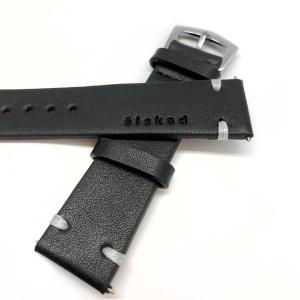 Svart klockarmband i läder "älskad"