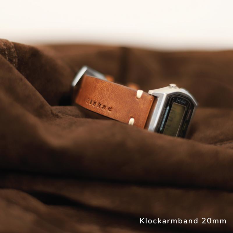 Brunt klockarmband i läder "älskad"