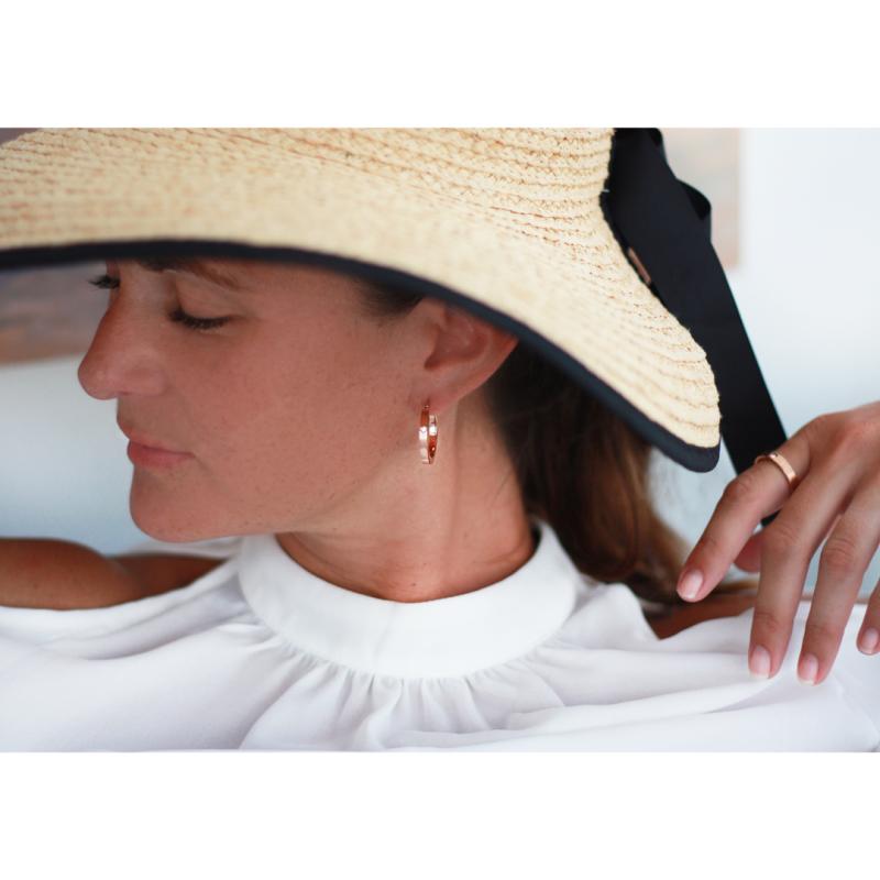 Borstade creoler örhängen med strass