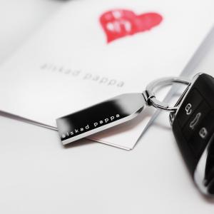 Nyckelring i stål med färdig gravyr