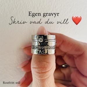 4mm Slät ring, stål/guld/rosé - INKL. GRAVYR