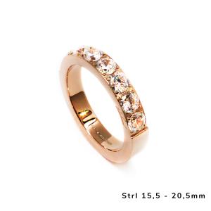 4mm Semi Alliansring med 8st klara Zirconia ste...