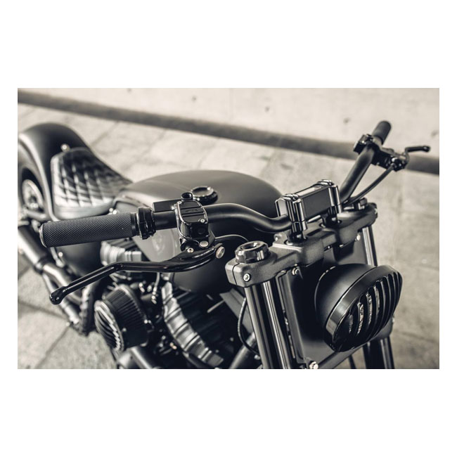 正規品／ラフクラフト ハーレー Long Ducktail Style Fender Fit M8 Softail Black Rough Craf… 正規品／ラフクラフト ハーレー Long Ducktail Style Fender Fit M8