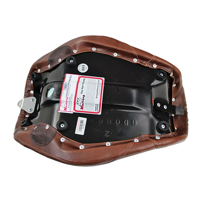 Mustang, Wide Tripper solo seat. With rider backrest