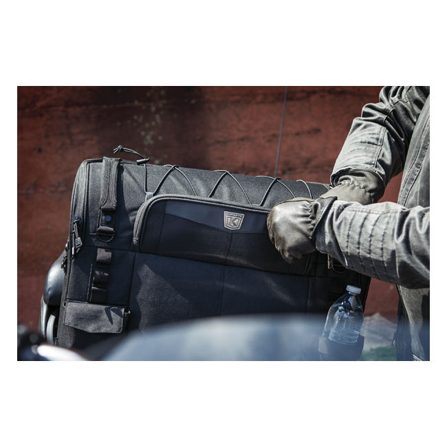 Kuryakyn Momentum Wanderer touring seat bag, black