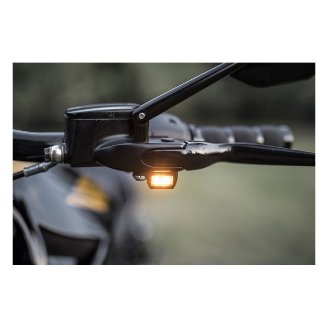 Killer Custom "Turbo" LED turn signals