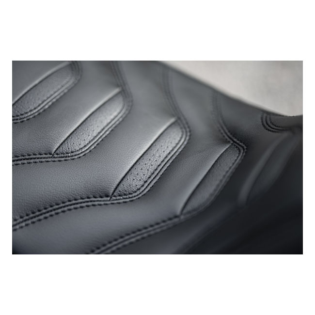 Killer Custom, 'Predator' seat for 'Bobbstr' fender kit