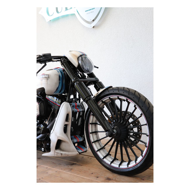 Cult-Werk, radiator cover 'Racing'. Matte black