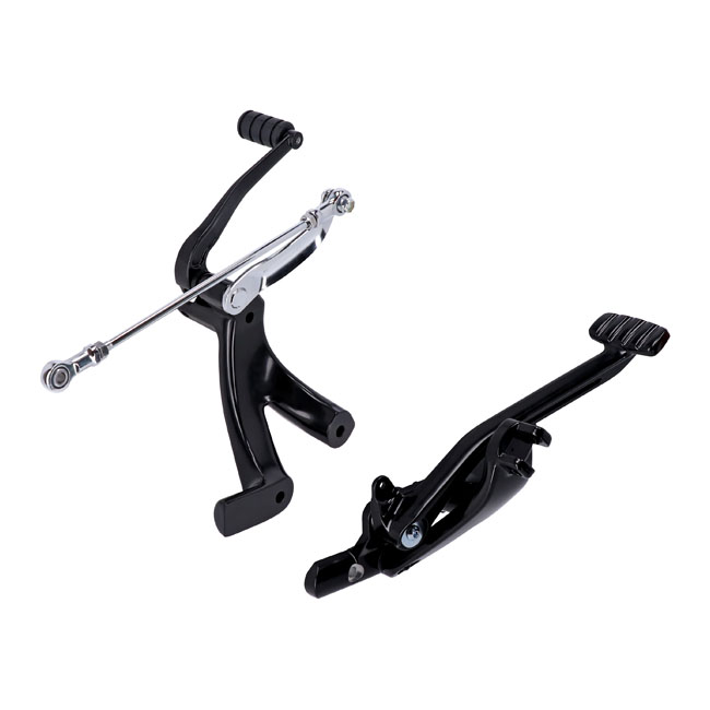 M8 SOFTAIL FORWARD CONTROL KIT. BLACK