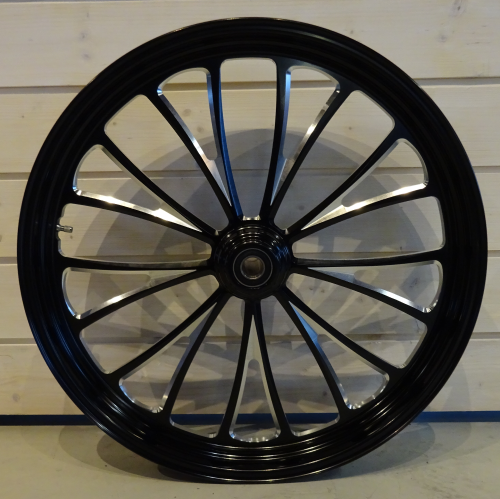 Manhattan 23x3,5" Svart/polerat för enkel skiva