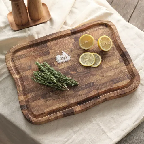 RAW Teak skärbräda 45 x 33 cm