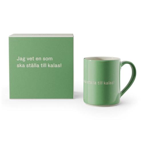 Astrid Lindgren Mugg Jag vet en som ska ställa till kalas! Grön