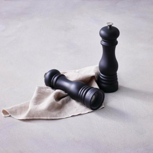 Pepparkvarn 21 cm matt svart