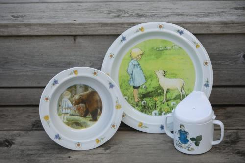 Elsa Beskow Visor, Barnservis, 3-del