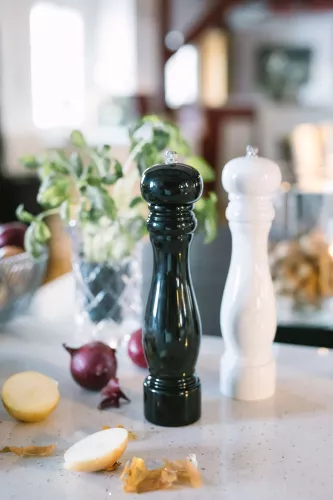 Karou Peppar/Saltkvarn Högblank 26,5x5,5 cm Svart