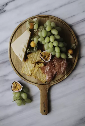 Ulli Serveringsbricka rund 25,5 cm Akaciaträ