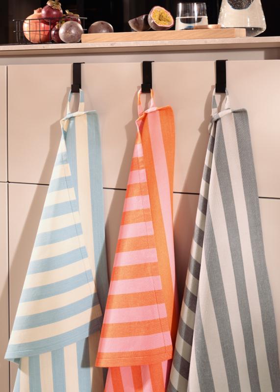 Cawö Prints & Stripes kitchen towels 2-pack striped platinum/grey 50×70 cm 546-73