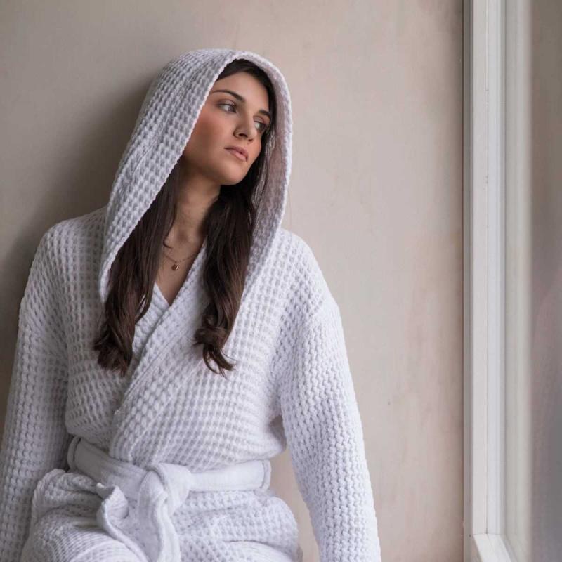 AURA Bathrobe