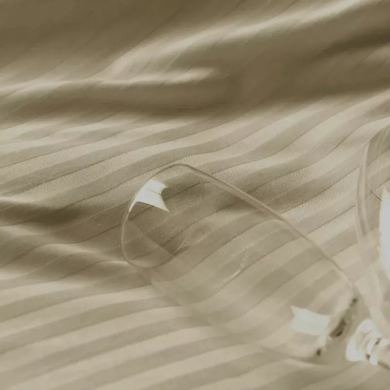 Beau Maison Satin Påslakanset Hotel Line Taupe Green