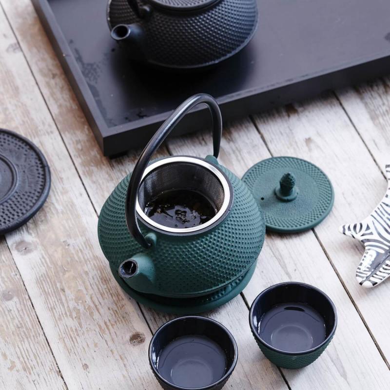 By On Teapot London. Black Pot of Iron from ByOn