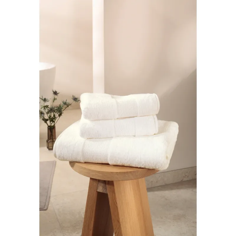 Cawö Luxury 100% cotton terry towel – white 5000-600