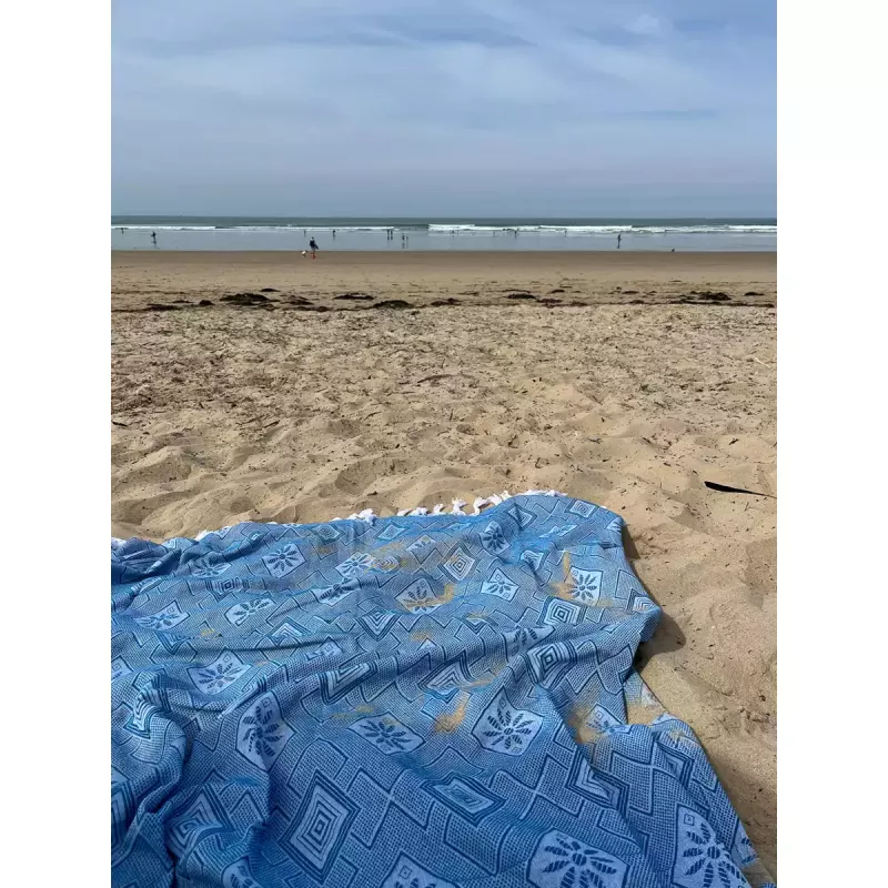 Extra large picnic or beach blanket