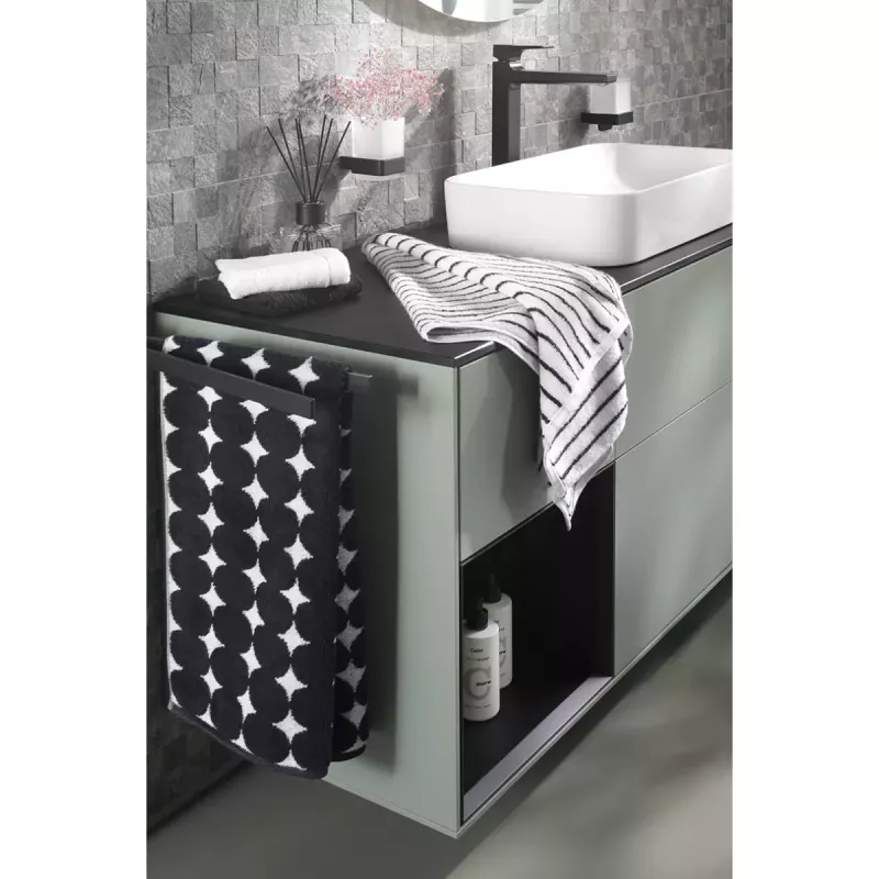 Towel Bubbles Black and White 6279-96