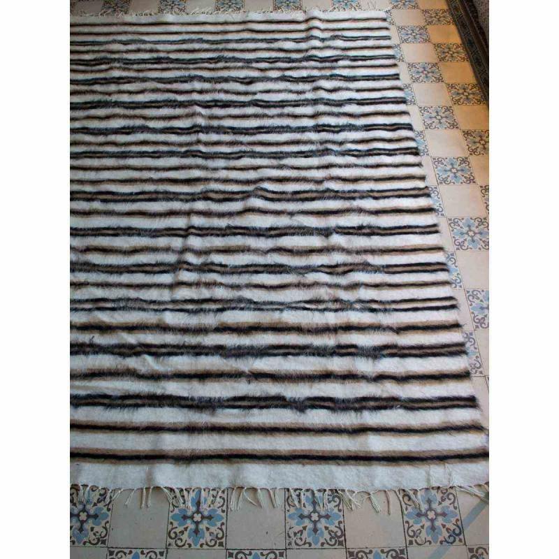 Mohair matta eller pläd (White, beige-brown narrow stripes, 190x115 cm)