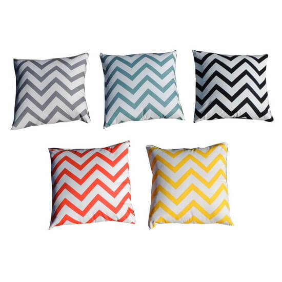 Chevron patterned cushion of cotton canvas