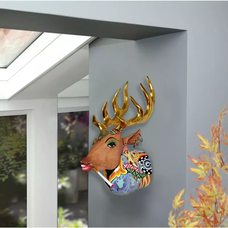 Toms Drag Alfred The Deer 102154