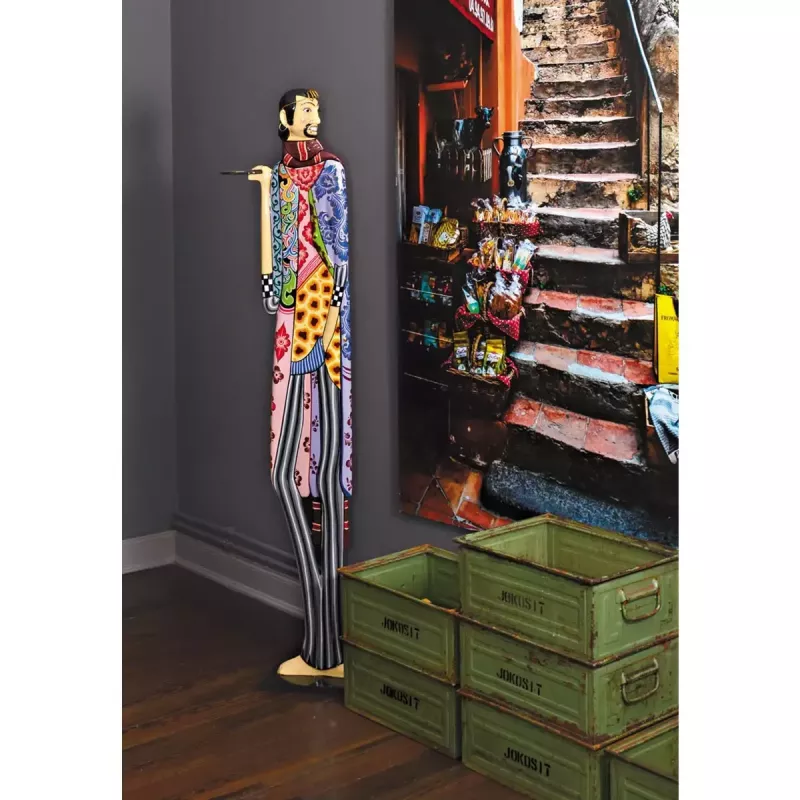 Toms Drag Artist S Vincent 101710