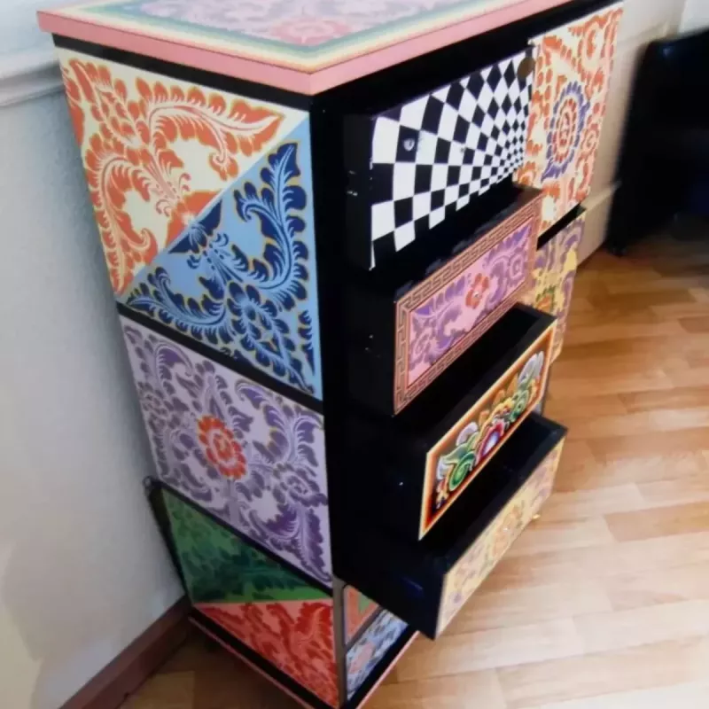 Toms Drag Drag Cabinet Capri 101794