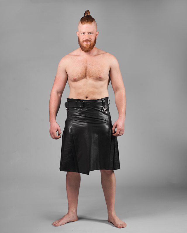 Schwarzer Lederkilt
