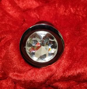 Midi-anaalikorukristalli