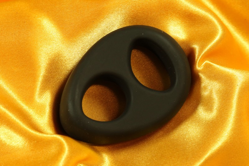 Peniksen ja kivespussin rengas "Egg"