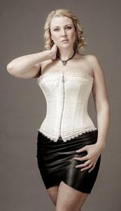 Brocade luonnonvalkoinen 32" OB