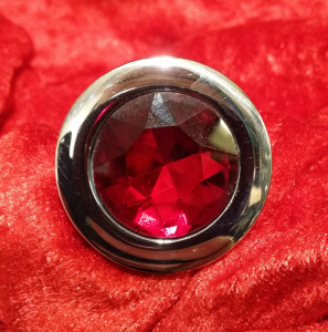 Maxi Anal korut punainen