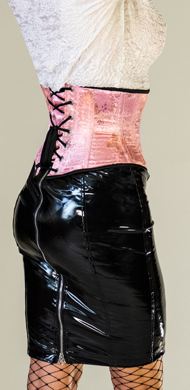 Brocade Pink & Black 20" UB